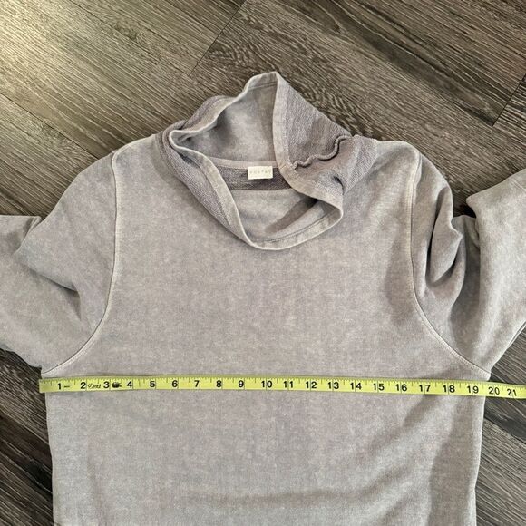 Poetry Short Sleeve Funnel Neck Hemp Cotton Sweatshirt - Picture 6 of 9